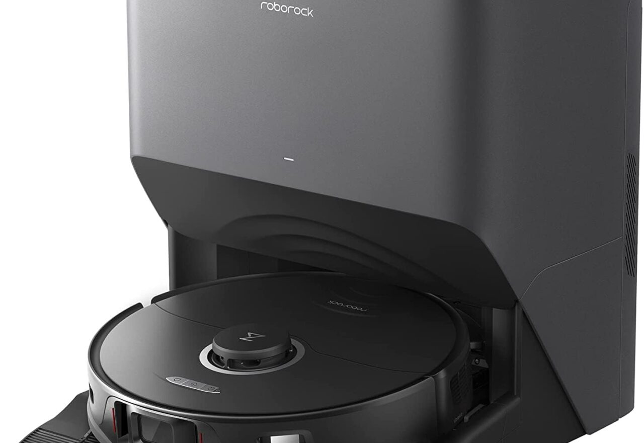 Roborock S8 vs Roomba j7+ : le grand comparatif 2026