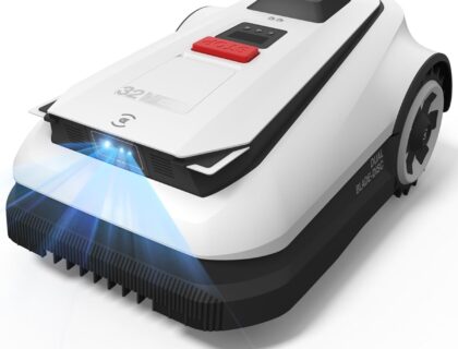 Bosch Indego S+ 500 vs Husqvarna Automower 310 : le grand comparatif 2026