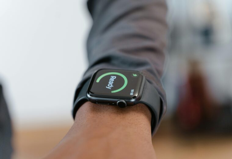 Coros Pace 3 vs Garmin Forerunner 265 : le grand comparatif 2026