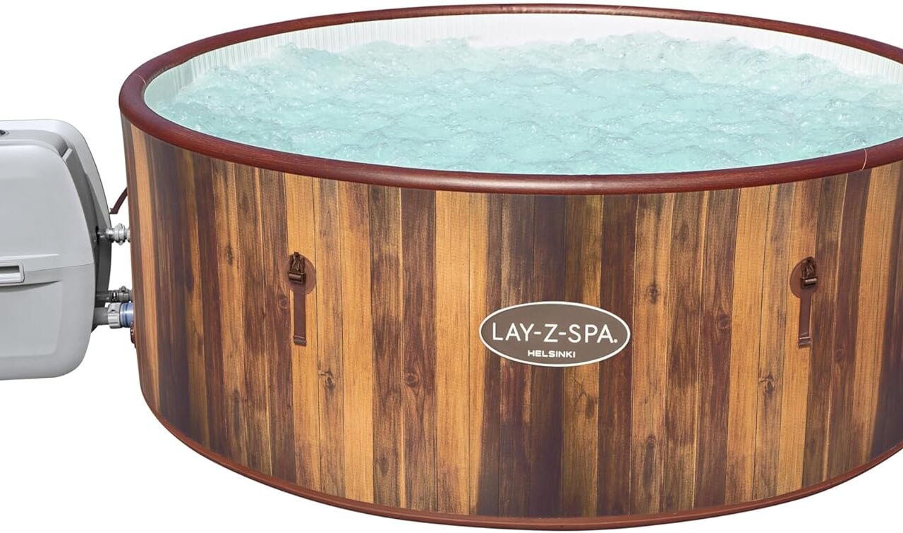 Meilleur spa gonflable 2026 : Intex PureSpa vs Bestway Lay-Z-Spa comparés